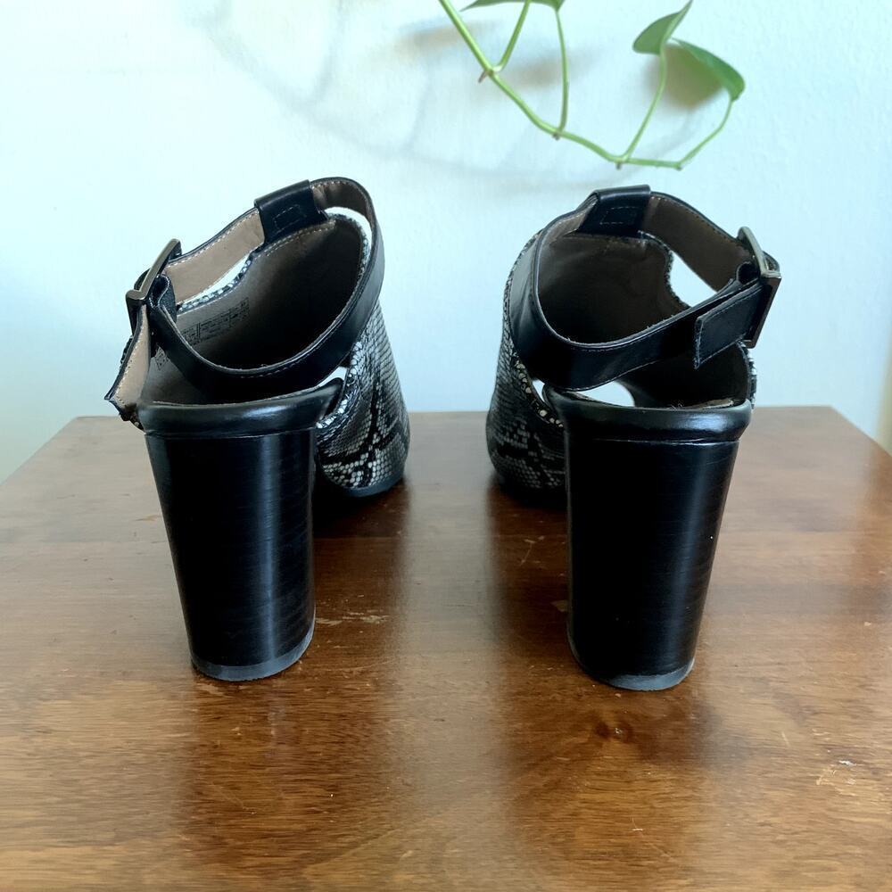 Vionic Kaia Leather Animal Print Peep Toe Mules Ankle Strap Chunky Heel Size 8.5 - Picture 9 of 15